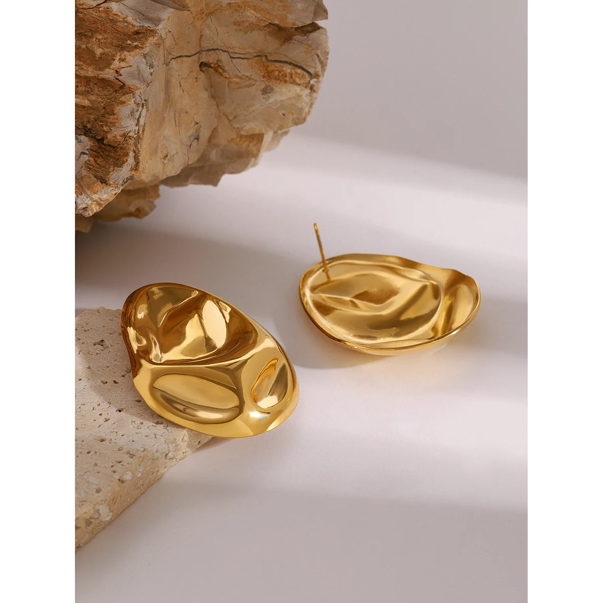 Brinco NInfa Dourada