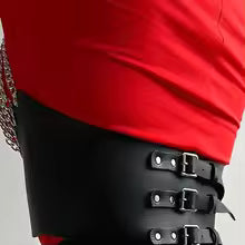 Top Medusa - corpete com correntes