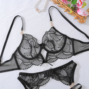 Lingerie Sensual com Renda: Sua Nova Arma de Sedução