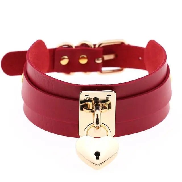 Choker Calisto — coração dourado e fecho ajustável