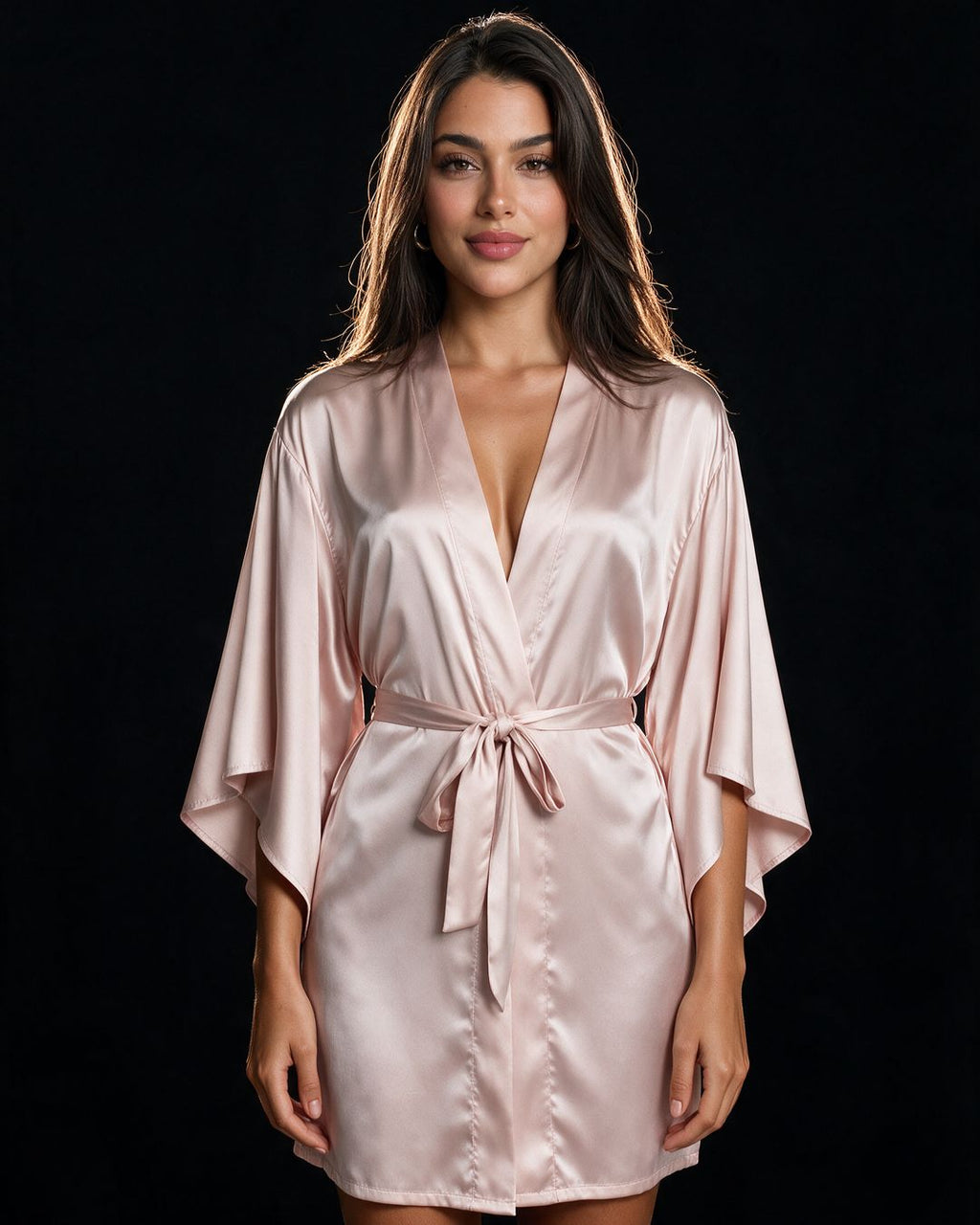 Robe Kimono Harmonia — cetim rosê e mangas amplas