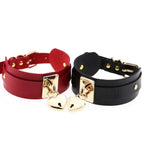 Choker Calisto — coração dourado e fecho ajustável