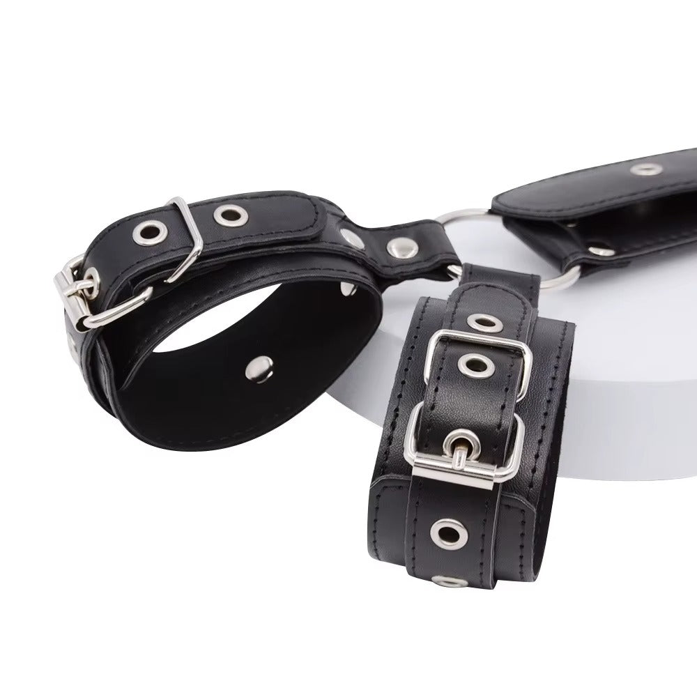 Kit Coleira e algemas Dominatrix