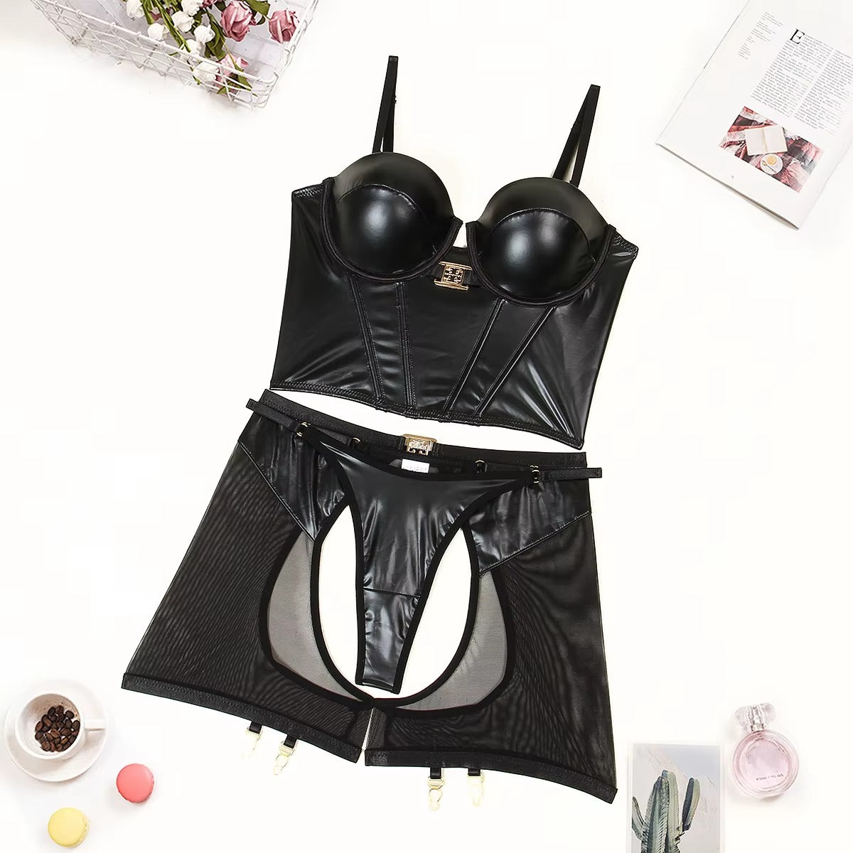 Dominatrix Noir